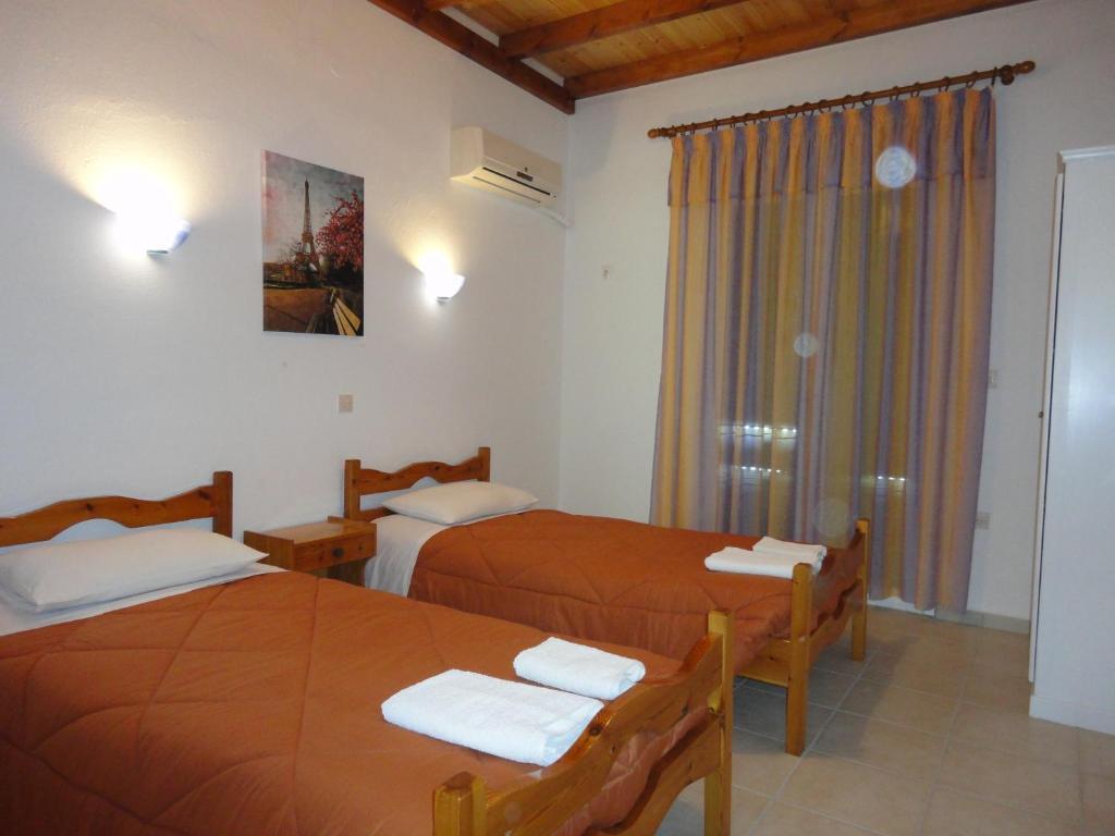Villa Elli Panoramic View إيبسوس الغرفة الصورة